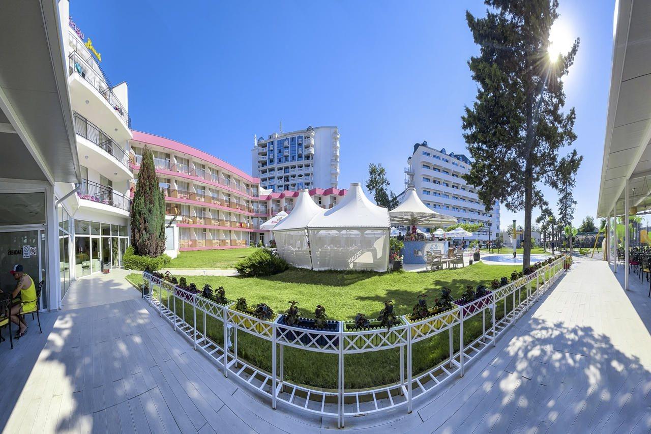 Flamingo 3* Sunny Beach