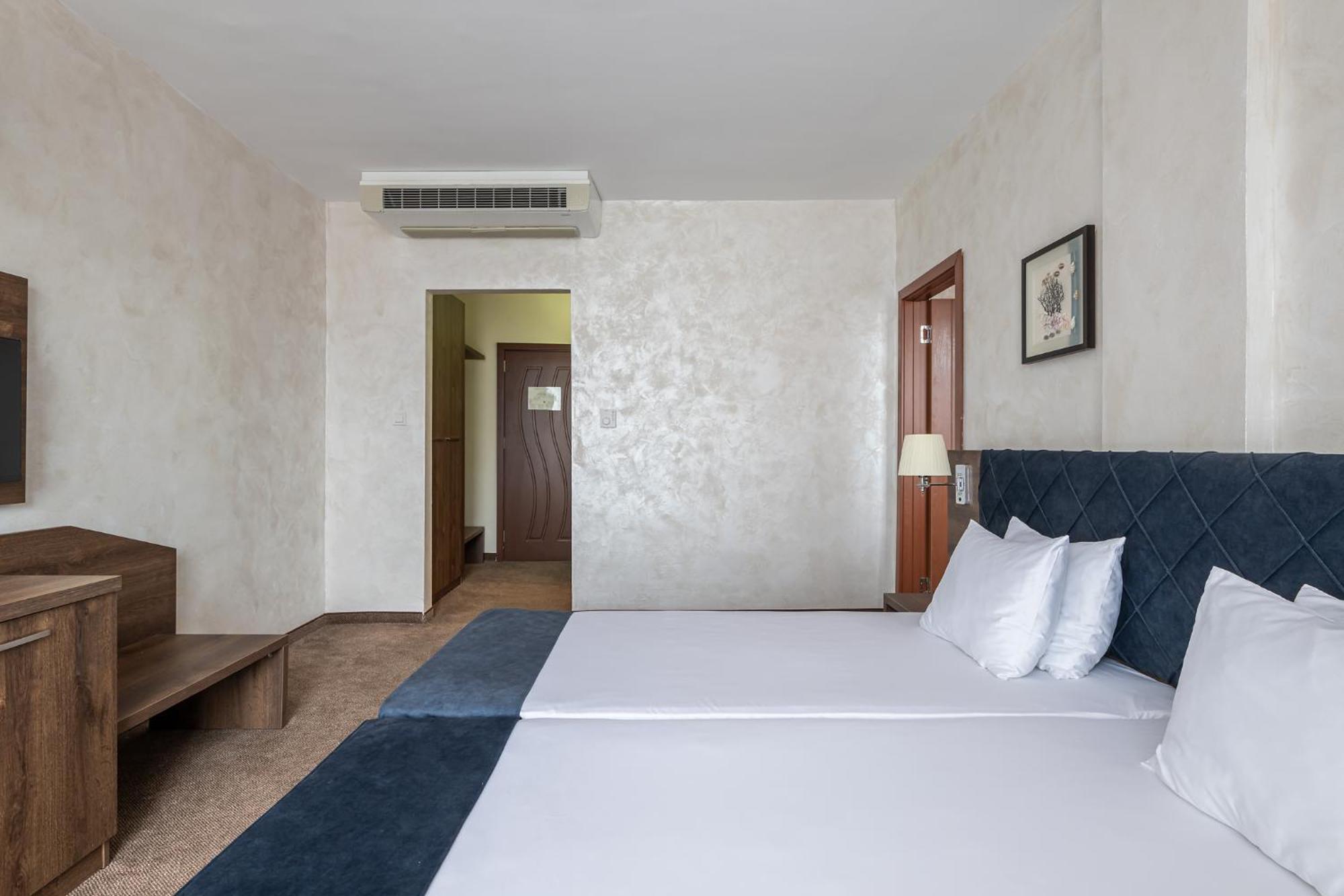 Hotel Flamingo 3*